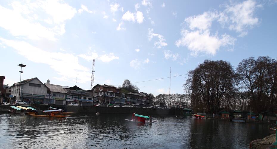 Hotel Lake Resort Boutique, Srinagar 5
